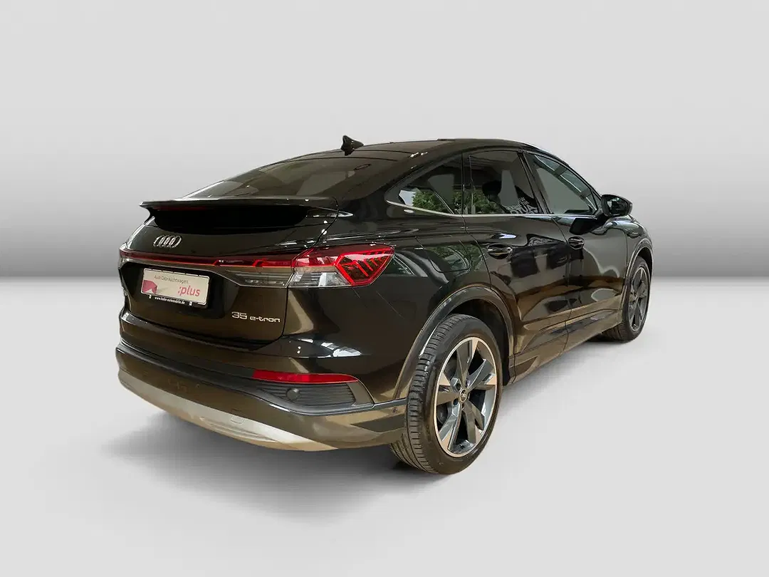 Audi Q4 e-tron - Thumbnail 3