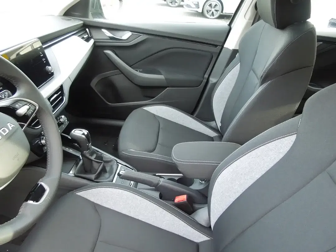 Skoda Scala - Thumbnail 10