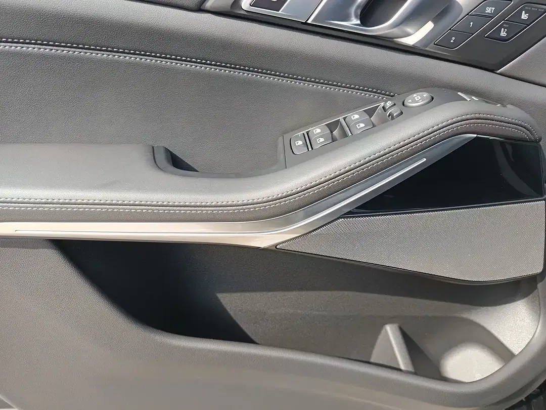 BMW X5 - Thumbnail 13