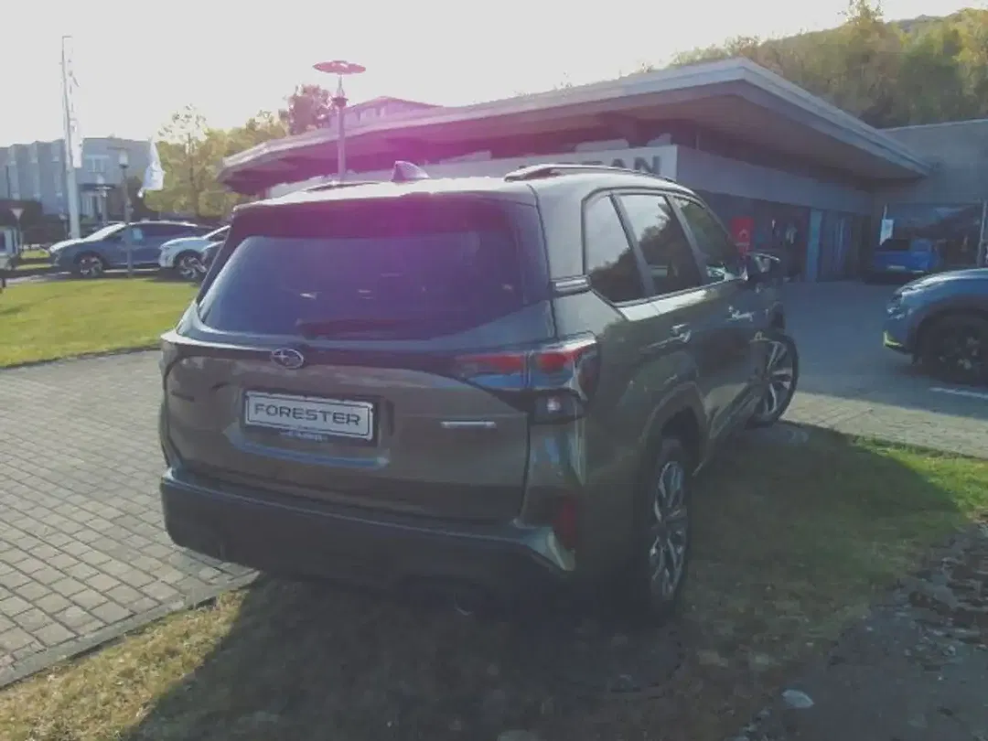 Subaru Forester - Thumbnail 5