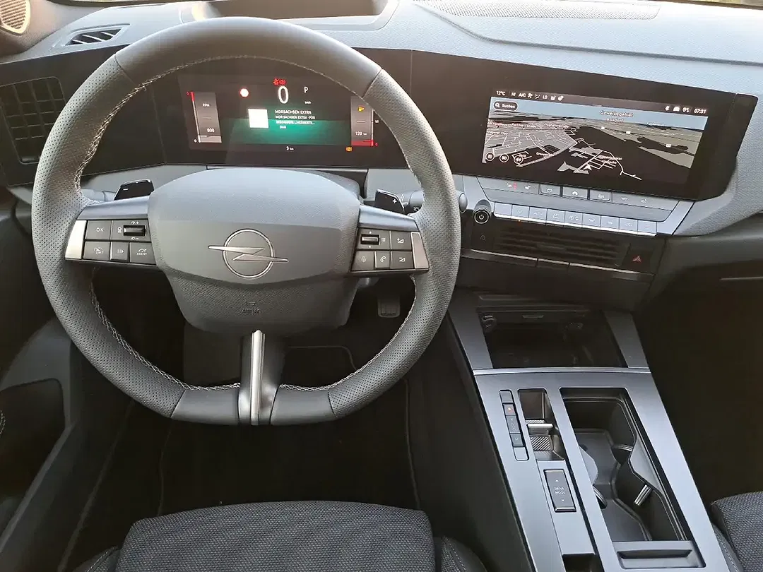 Opel Astra - Thumbnail 9