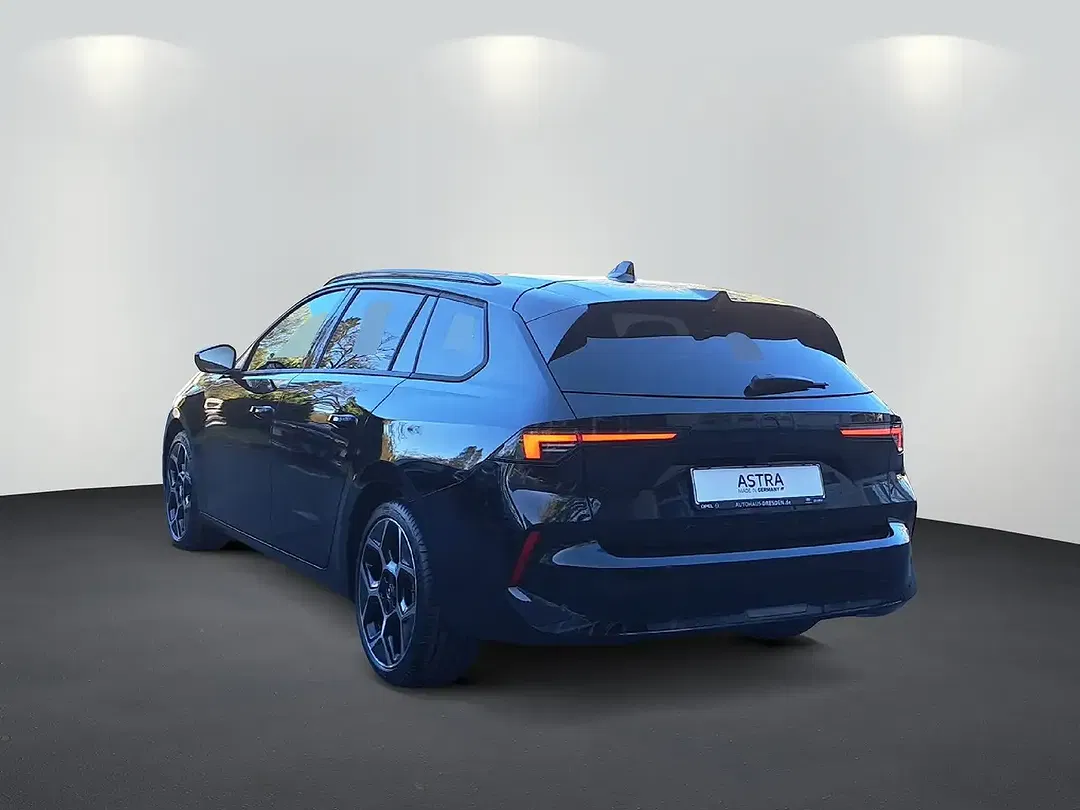 Opel Astra - Thumbnail 3