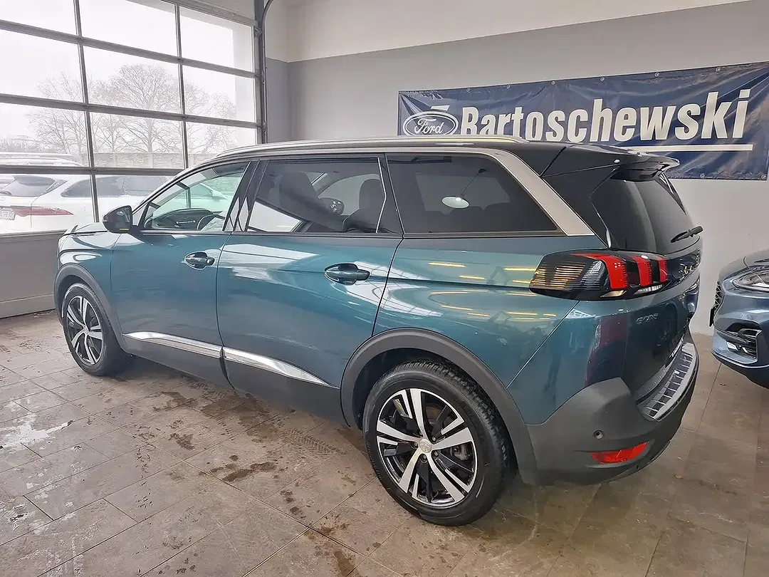 Peugeot 5008 - Thumbnail 2