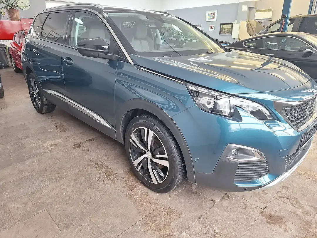 Peugeot 5008 - Thumbnail 5