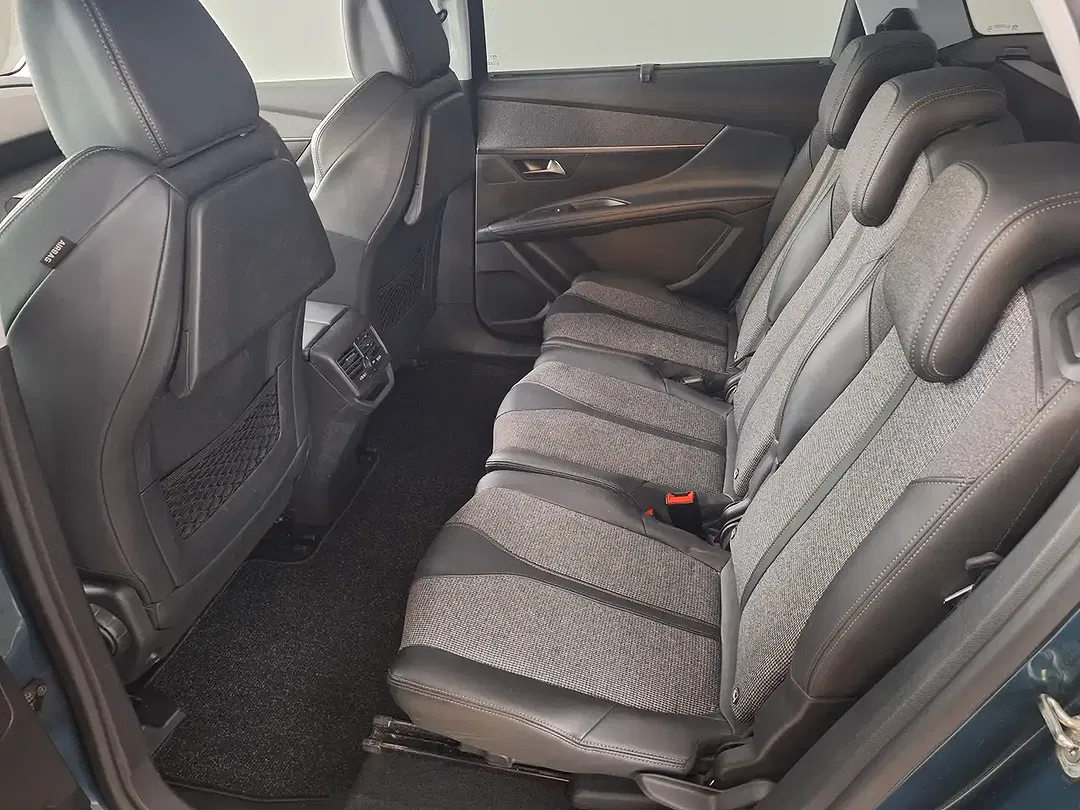 Peugeot 5008 - Thumbnail 8