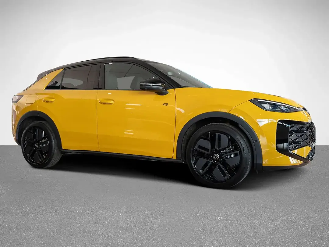 Volkswagen T-Roc - Thumbnail 3