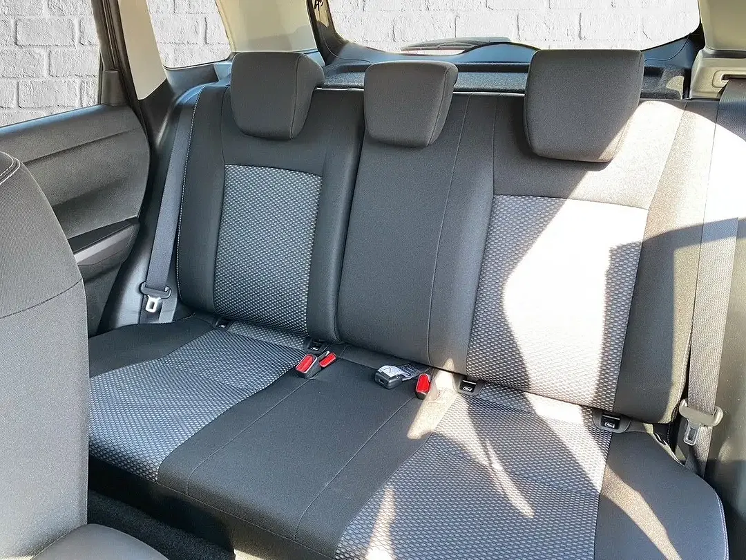 Suzuki Vitara - Thumbnail 11