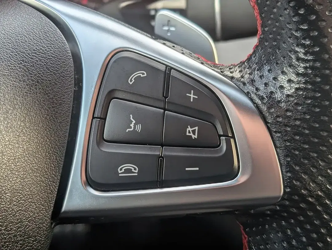 Mercedes-Benz GLA 180 - Thumbnail 22