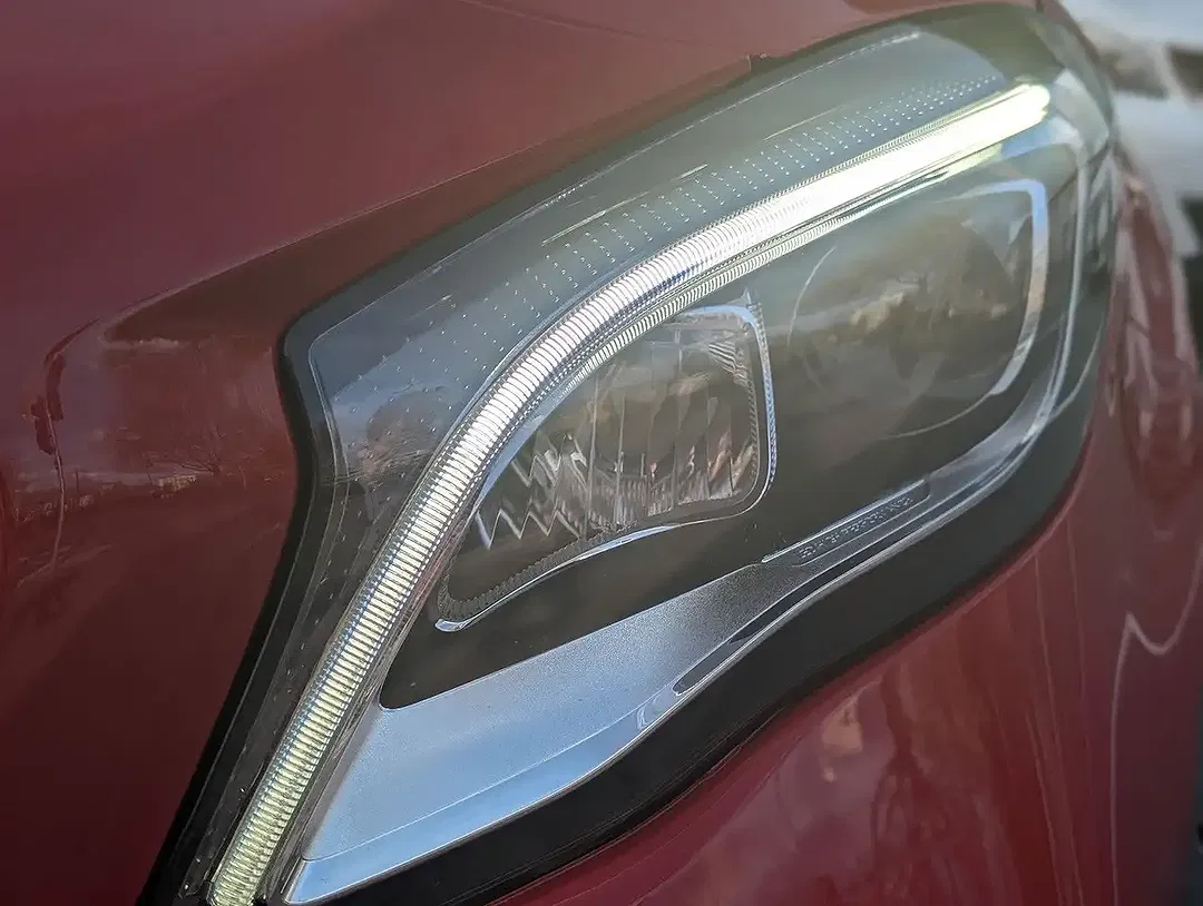 Mercedes-Benz GLA 180 - Thumbnail 5