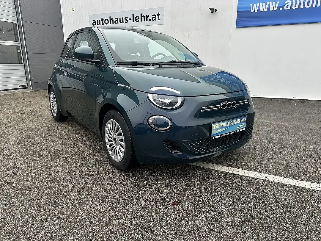 Fiat 500e - Thumbnail 1