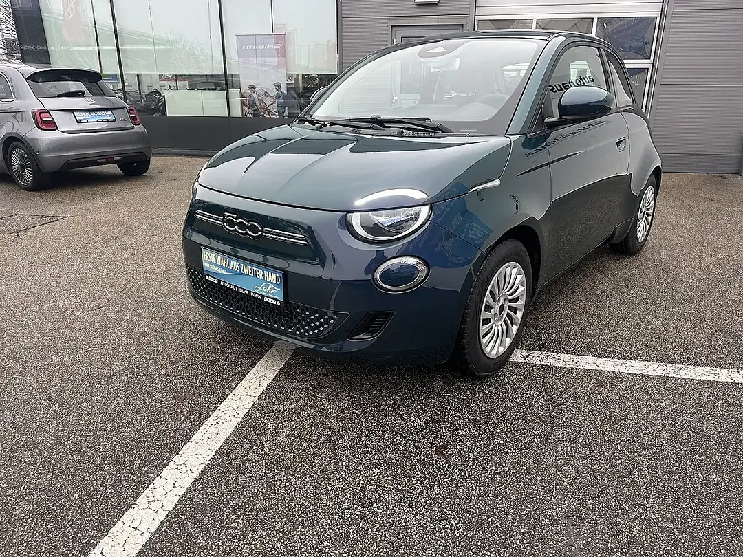 Fiat 500e - Thumbnail 2