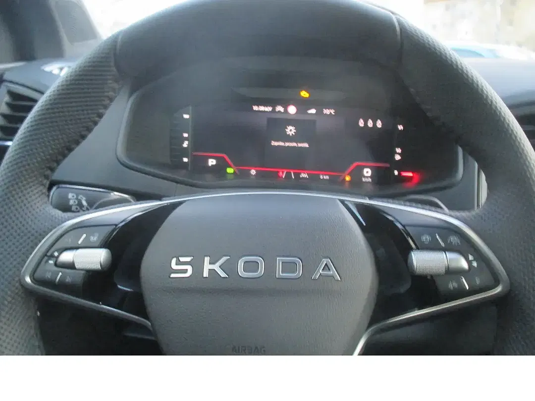 Skoda Karoq - Thumbnail 10