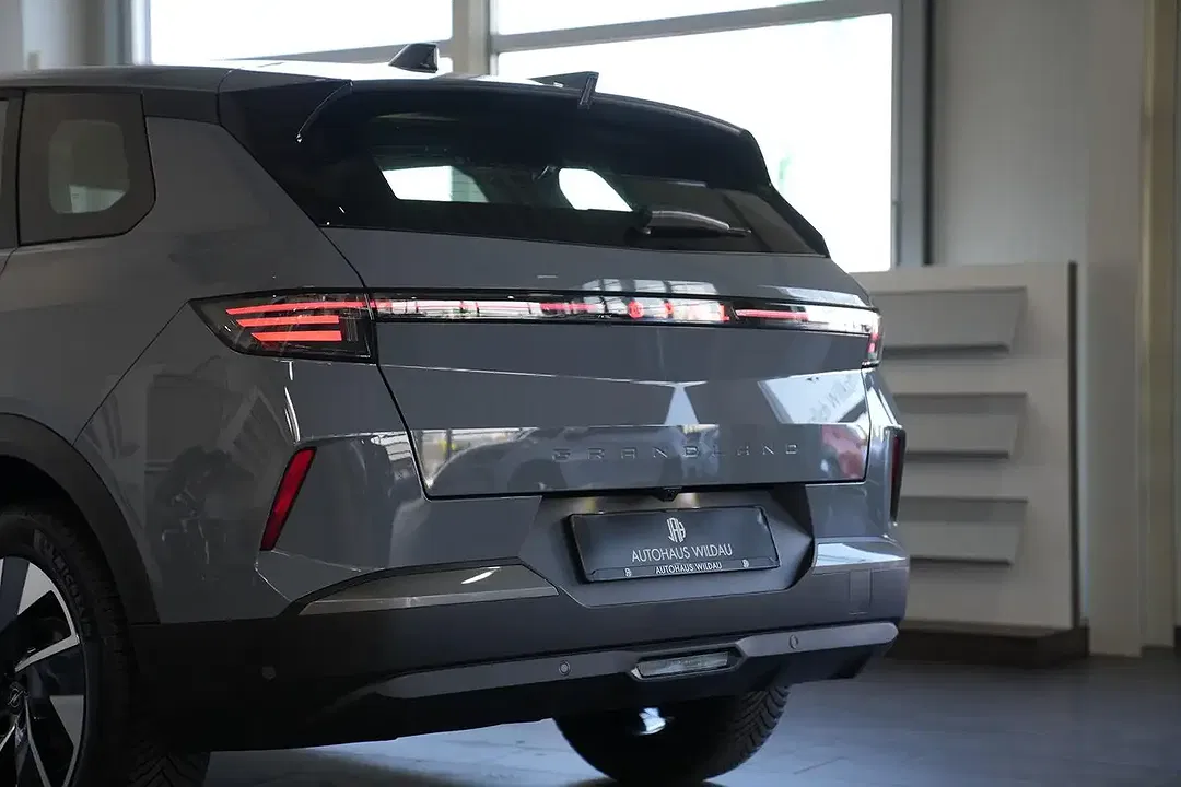 Opel Grandland - Thumbnail 10