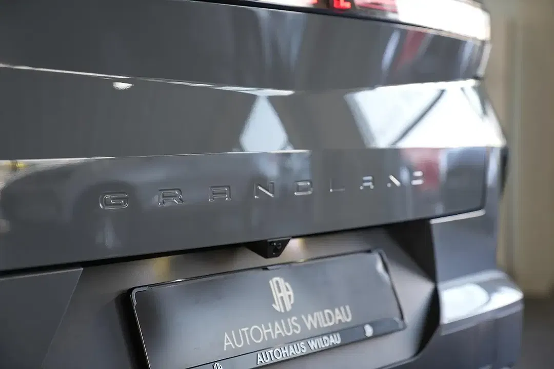 Opel Grandland - Thumbnail 11