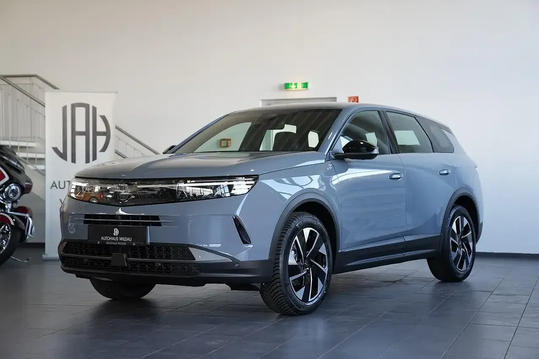 Opel Grandland - Thumbnail 3