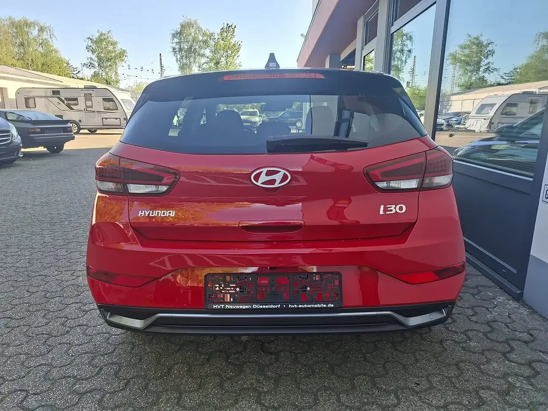 Hyundai i30 - Thumbnail 10