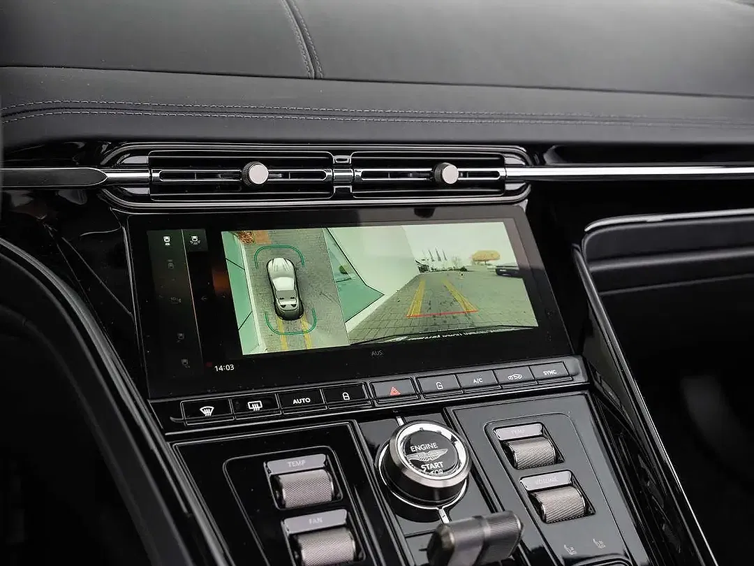 Aston Martin DB12 - Thumbnail 10