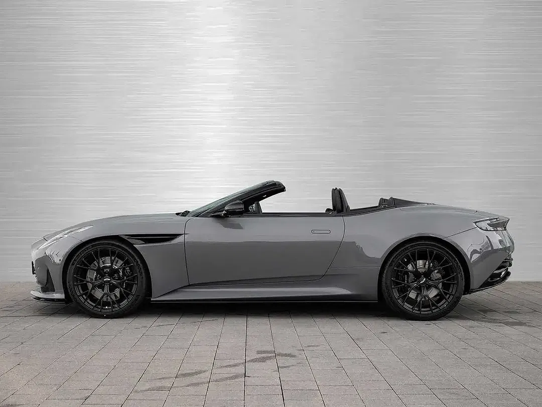 Aston Martin DB12 - Thumbnail 14
