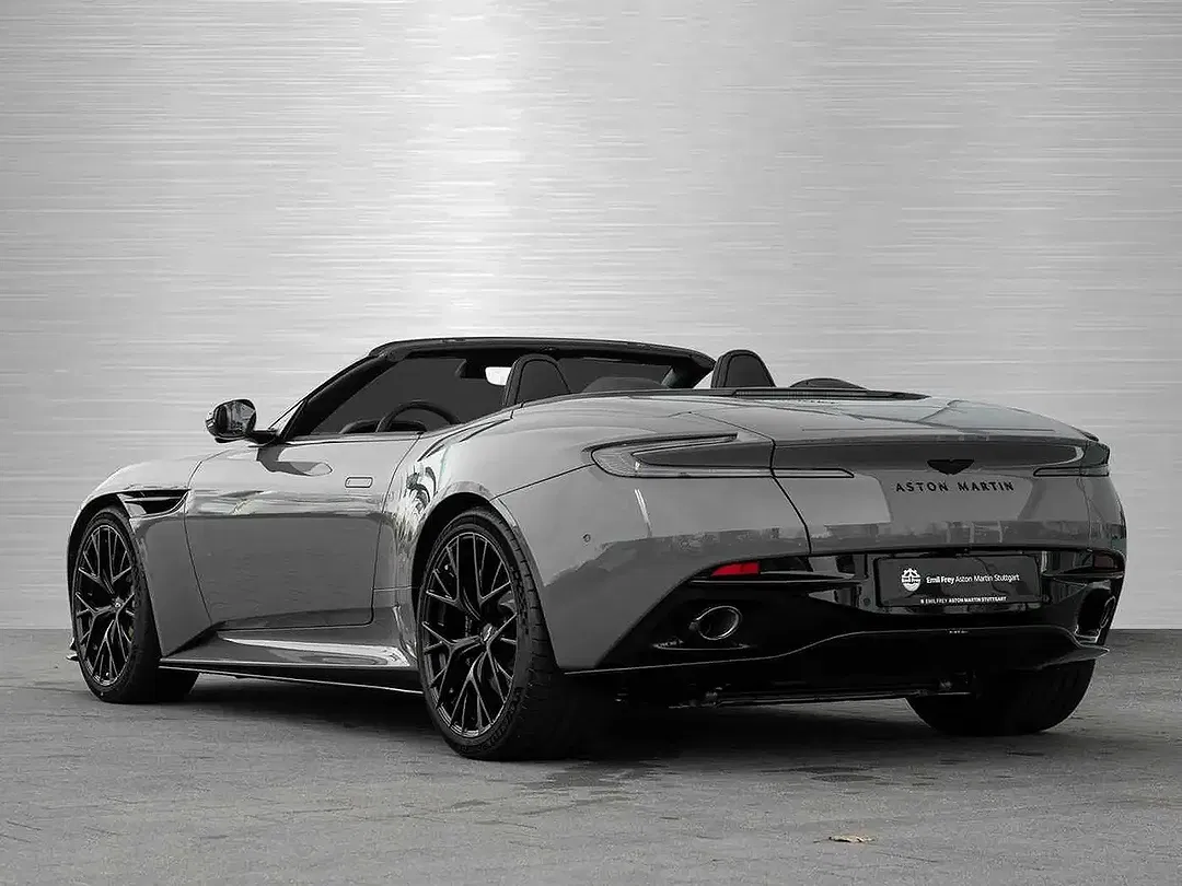 Aston Martin DB12 - Thumbnail 15