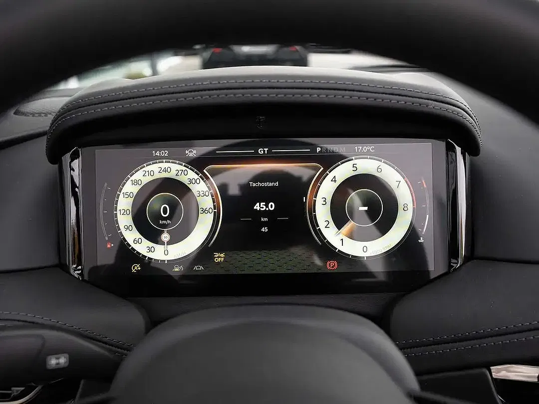 Aston Martin DB12 - Thumbnail 6