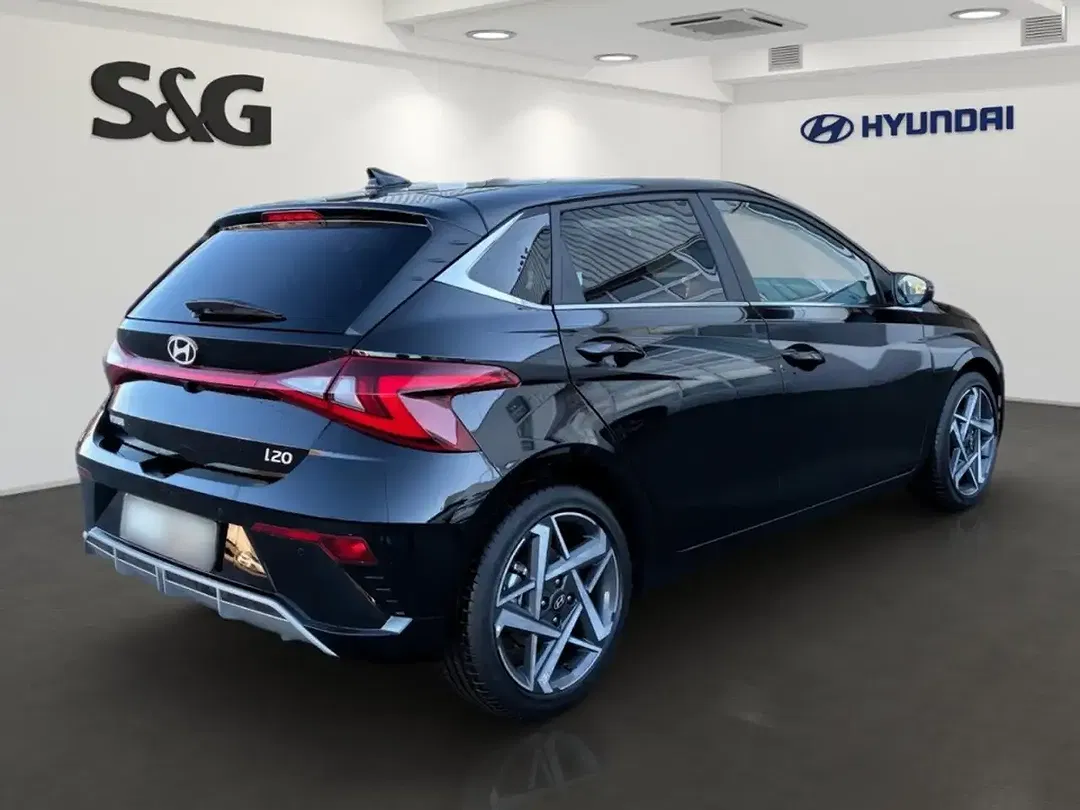 Hyundai i20 - Thumbnail 3
