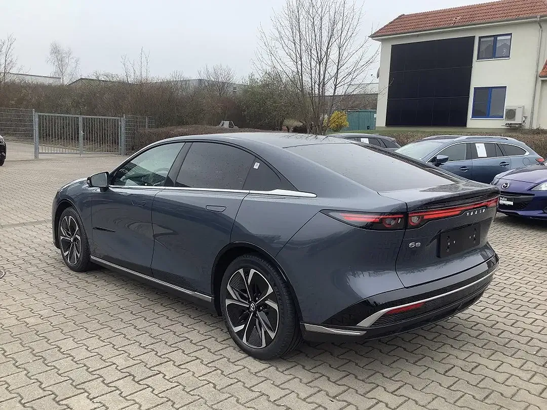 Mazda 6e - Thumbnail 5