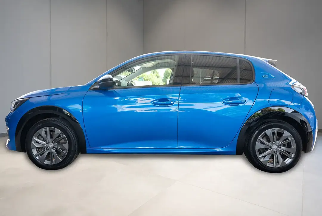 Peugeot 208 - Thumbnail 5