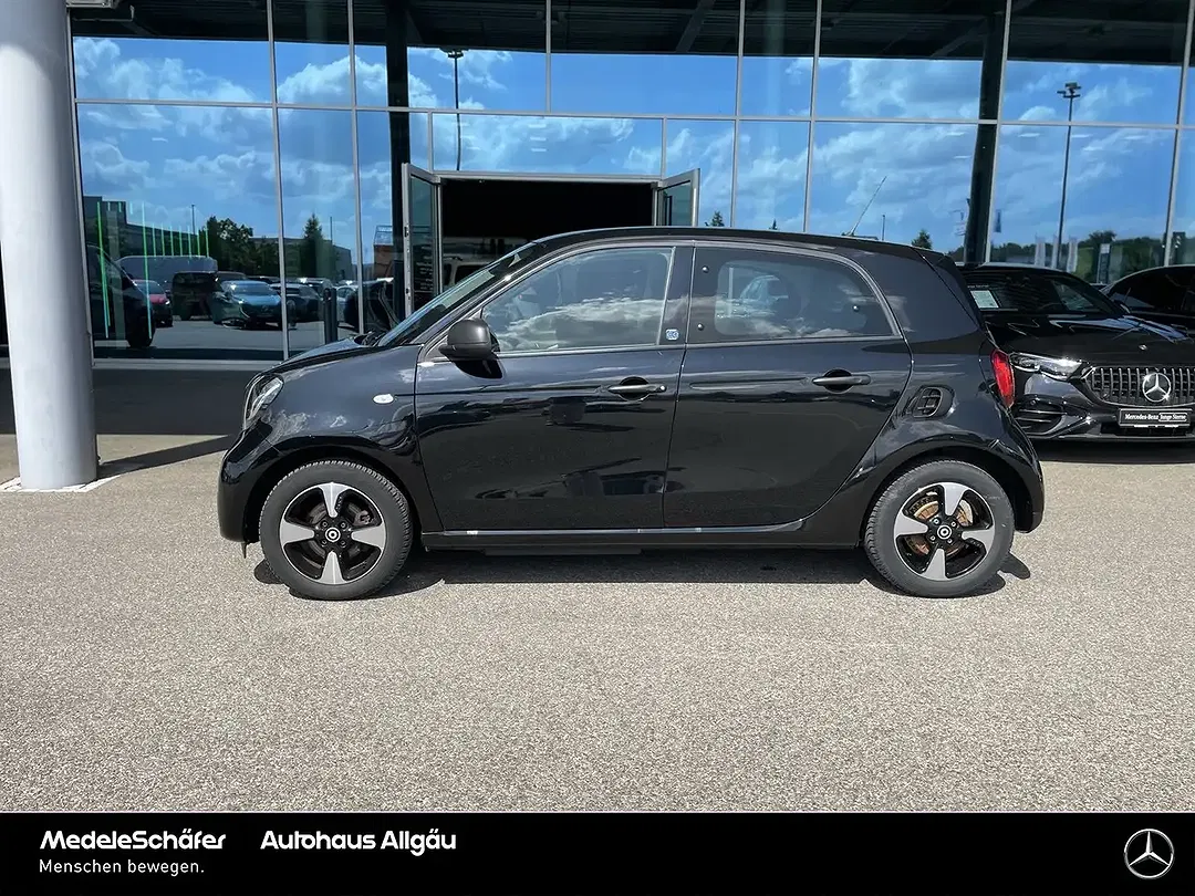 smart forFour - Thumbnail 4