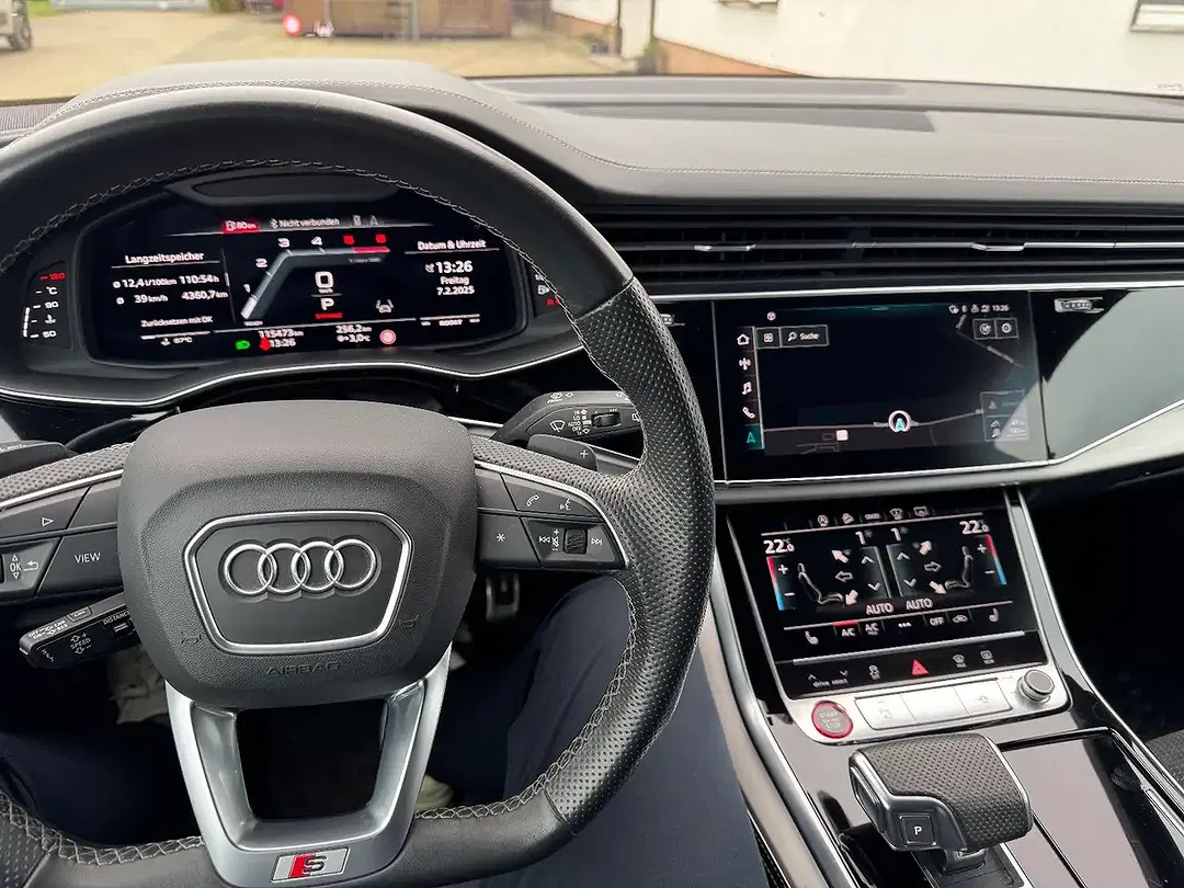 Audi SQ8 - Thumbnail 10