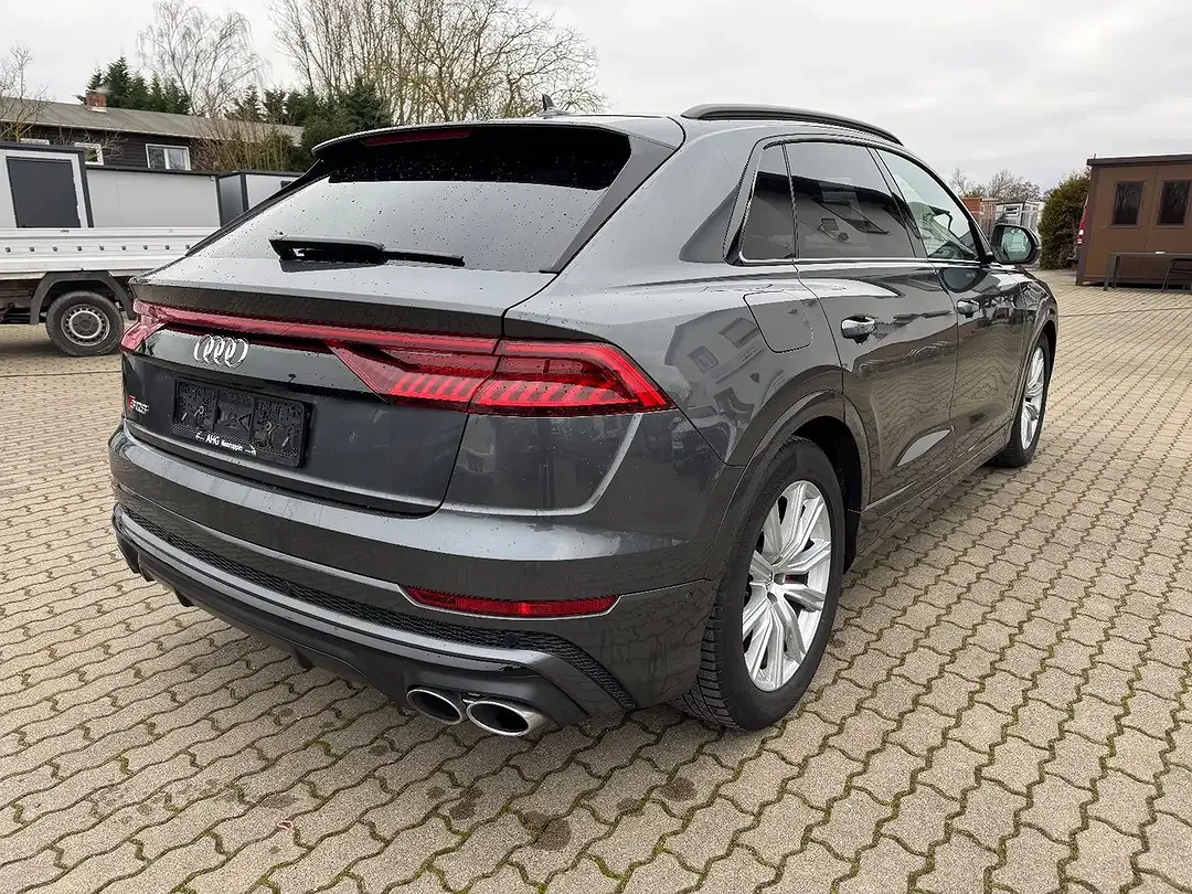 Audi SQ8 - Thumbnail 4