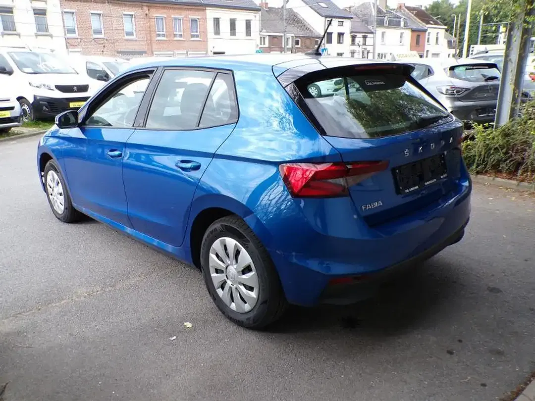Skoda Fabia - Thumbnail 4