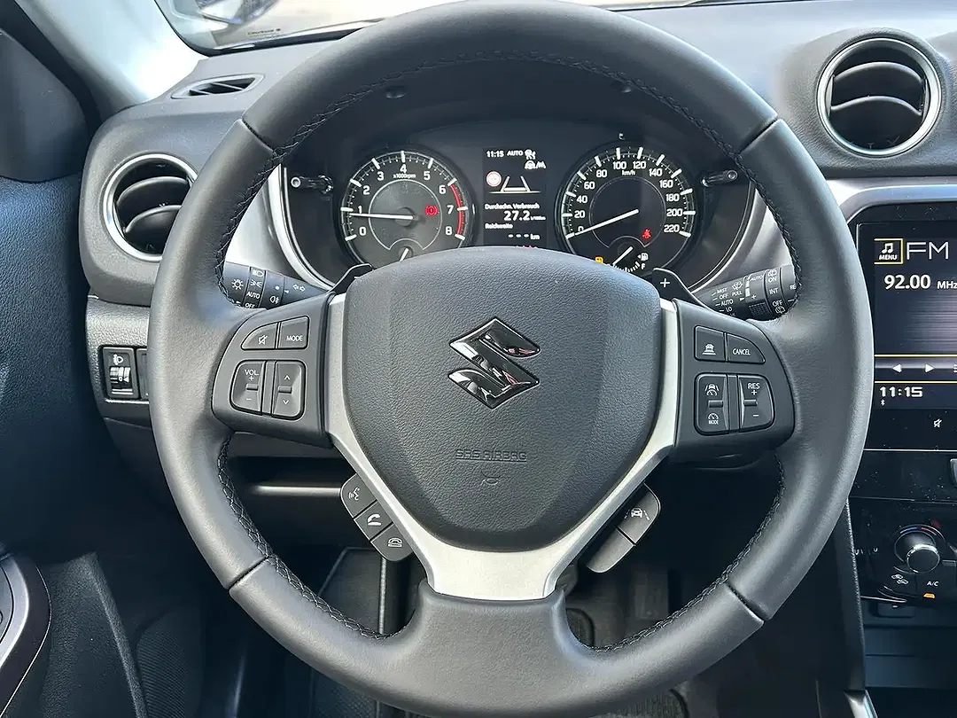 Suzuki Vitara - Thumbnail 9