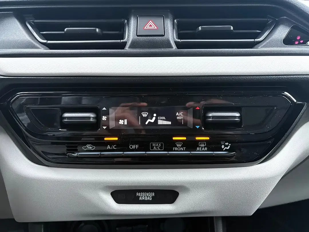 Suzuki Swift - Thumbnail 12