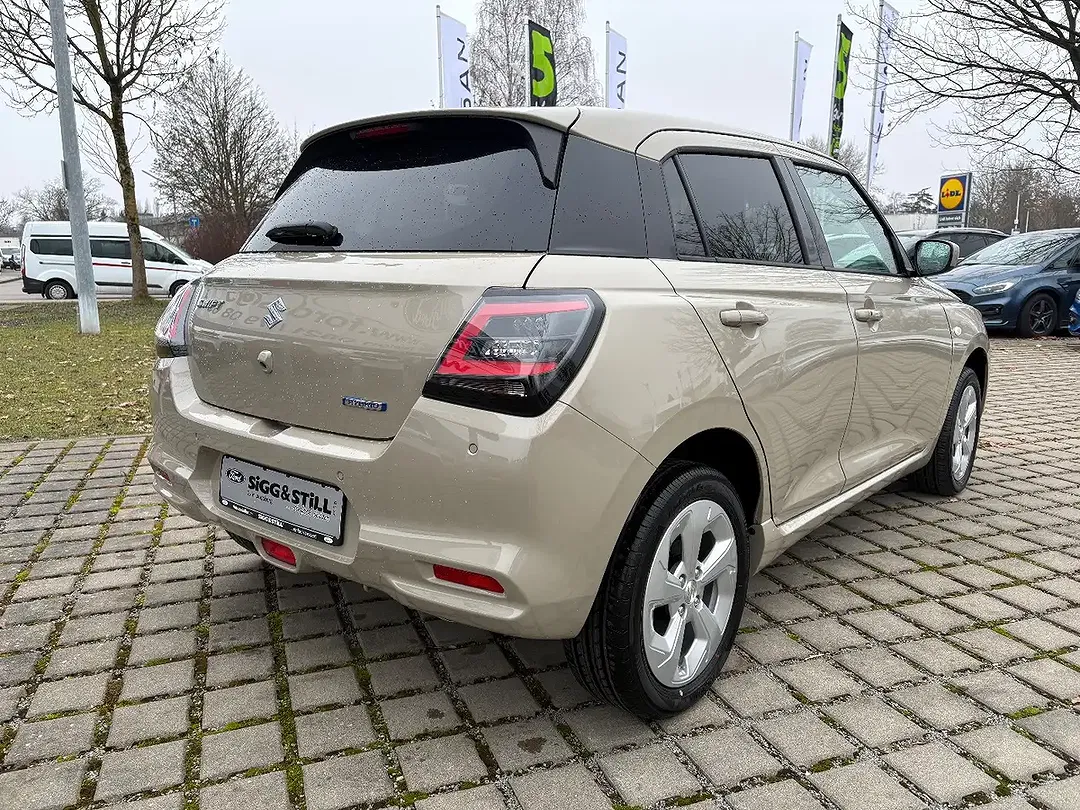 Suzuki Swift - Thumbnail 5
