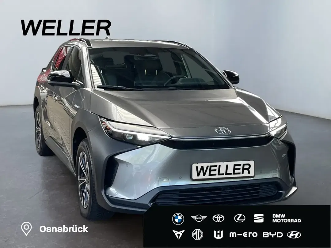 Toyota bZ4X - Thumbnail 3
