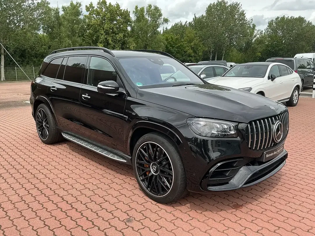 Mercedes-Benz GLS 63 AMG - Thumbnail 2
