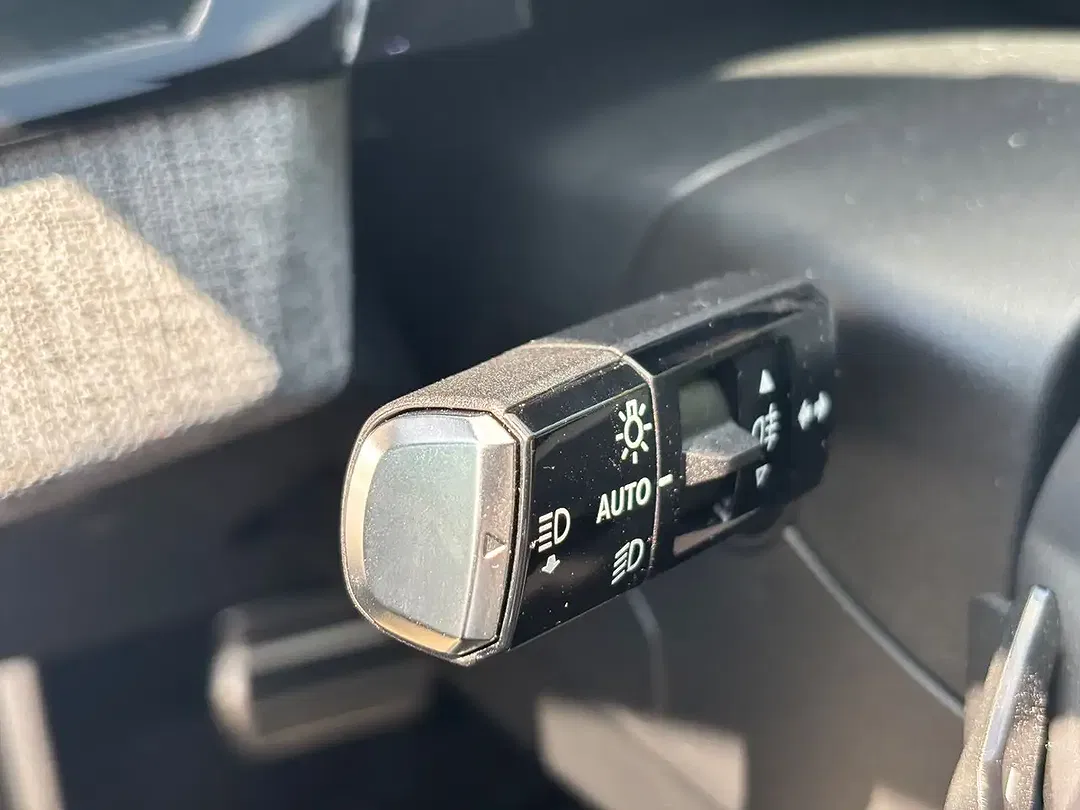 Peugeot 3008 - Thumbnail 10