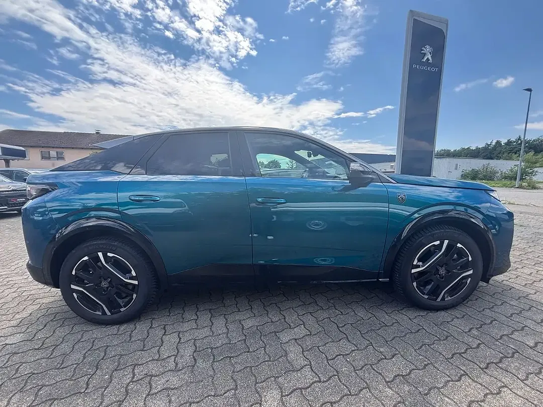 Peugeot 3008 - Thumbnail 6