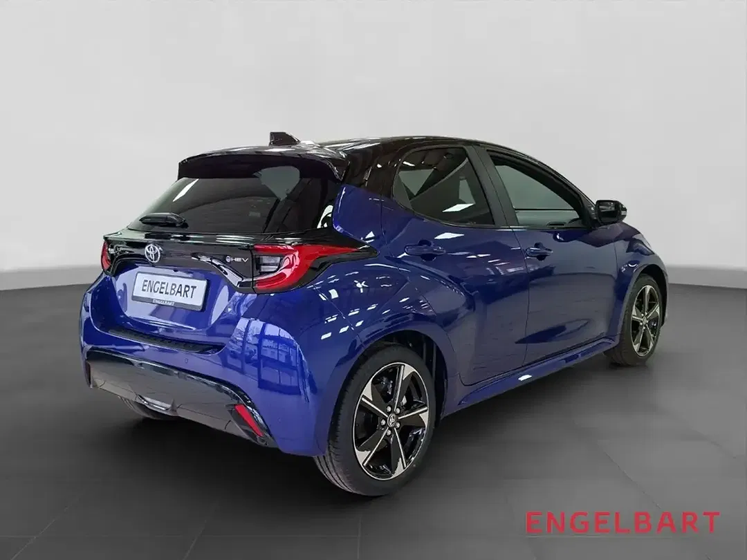 Toyota Yaris - Thumbnail 4
