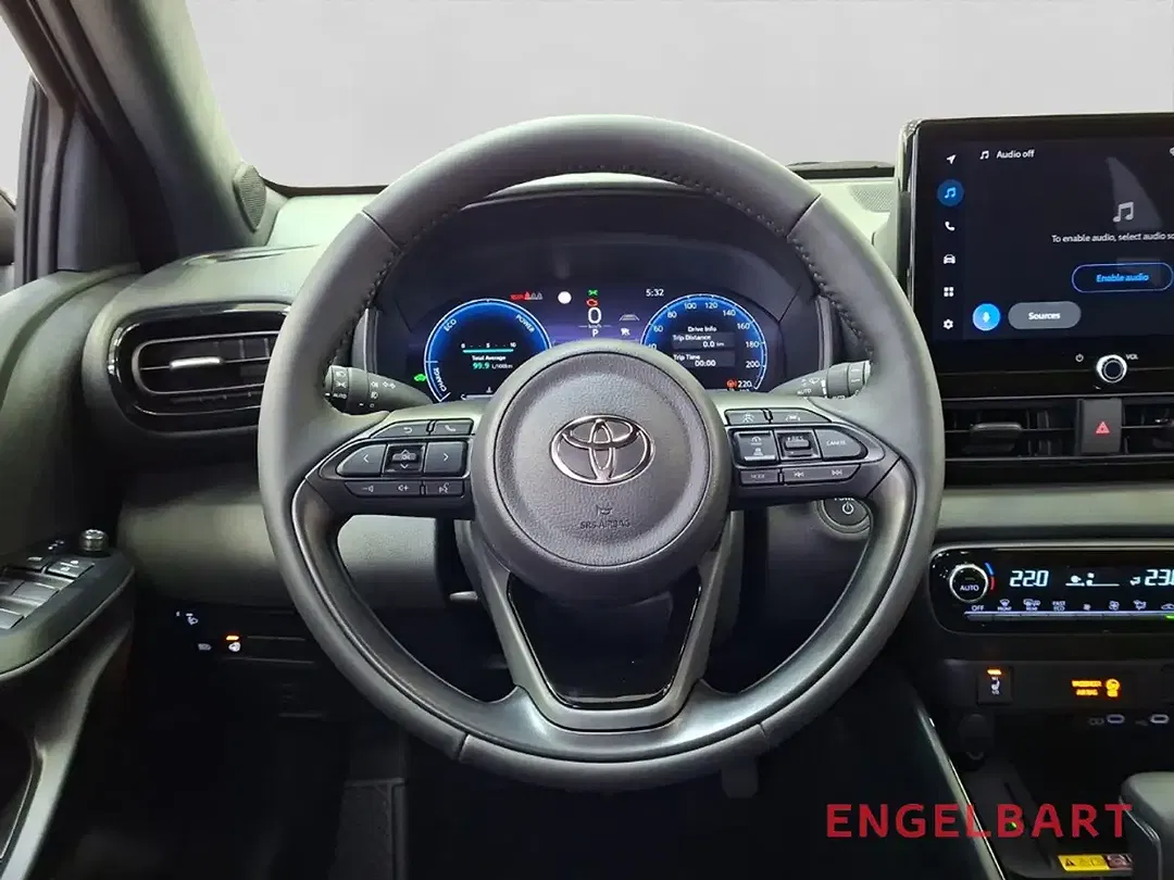 Toyota Yaris - Thumbnail 8