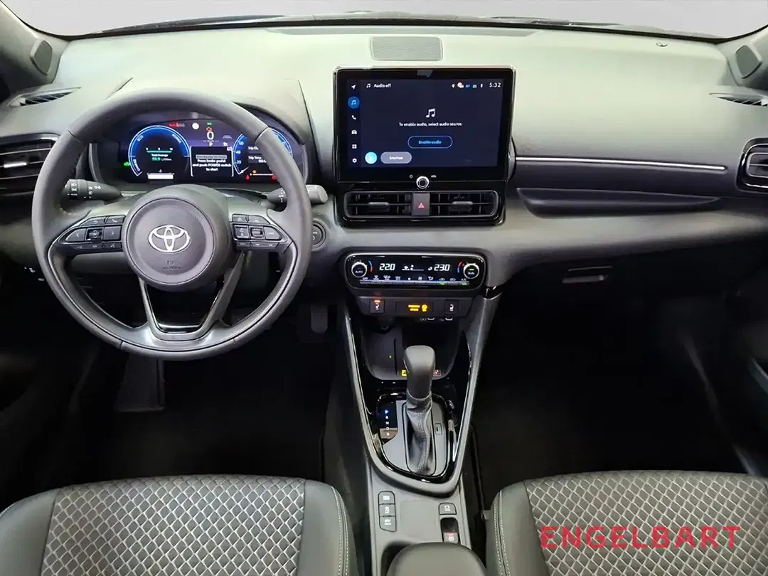 Toyota Yaris - Thumbnail 9