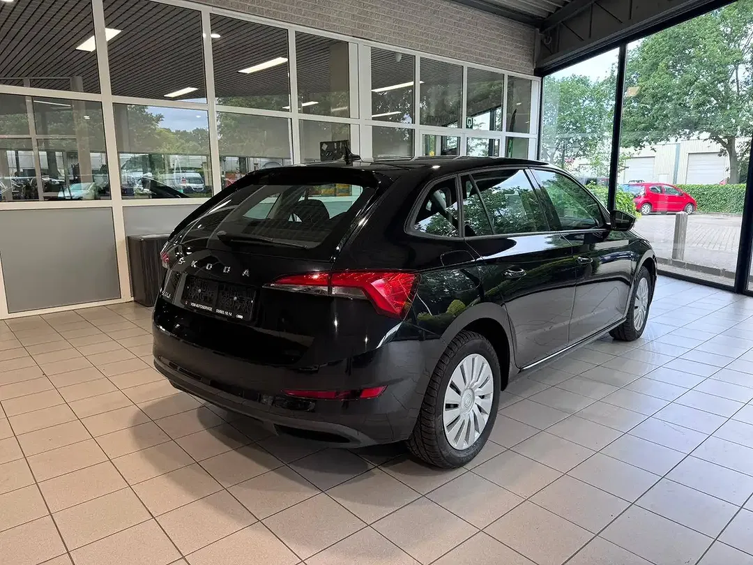 Skoda Scala - Thumbnail 3