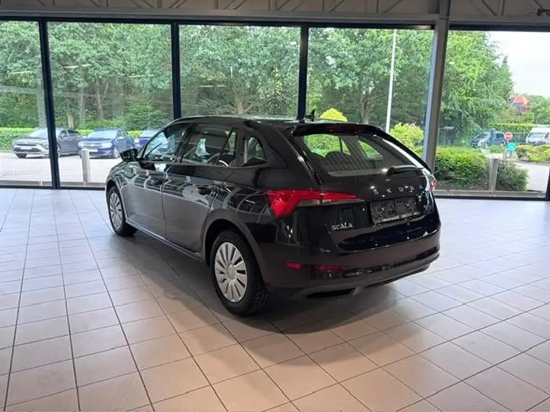Skoda Scala - Thumbnail 5