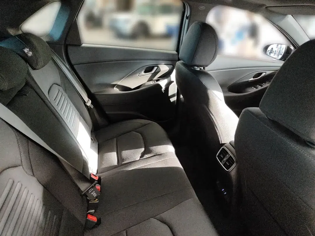 Hyundai i30 - Thumbnail 13