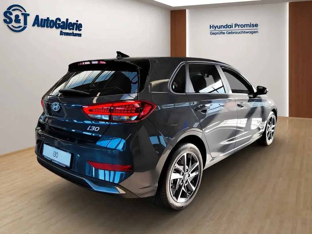 Hyundai i30 - Thumbnail 3