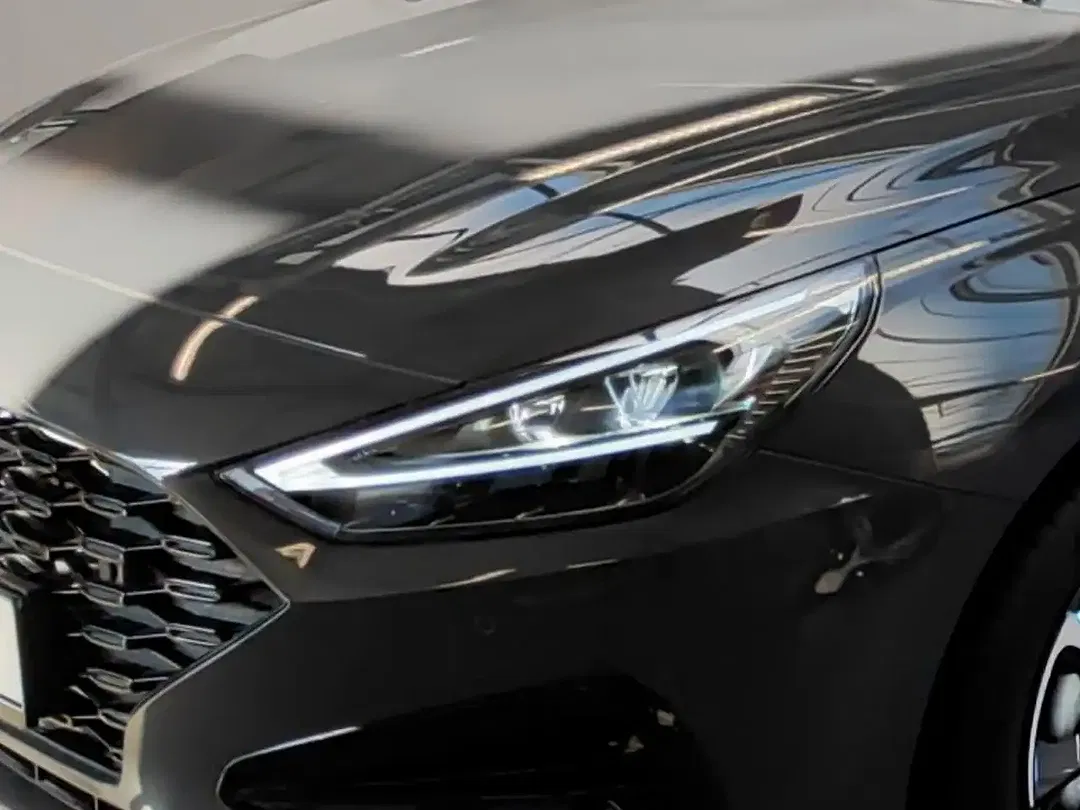 Hyundai i30 - Thumbnail 5