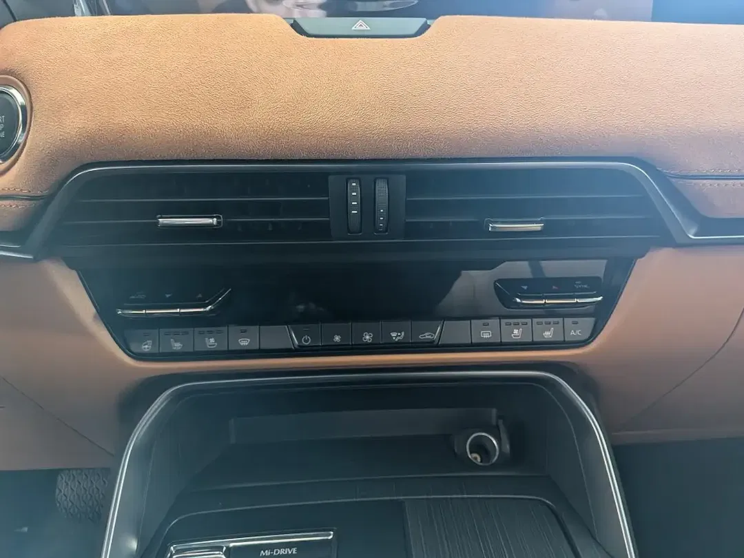 Mazda CX-60 - Thumbnail 13