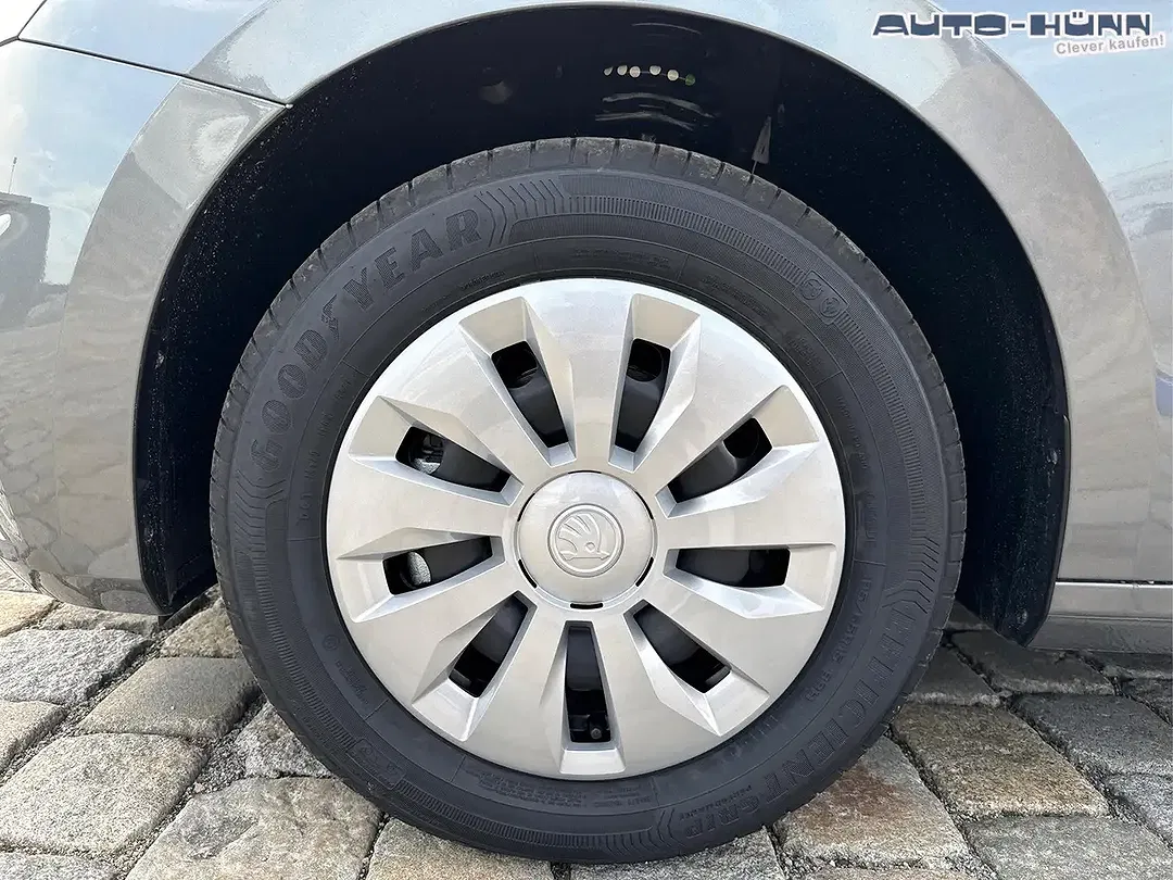 Skoda Fabia - Thumbnail 12