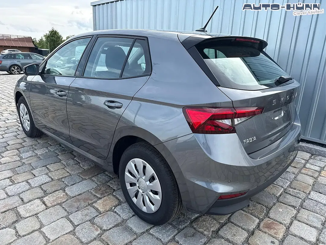 Skoda Fabia - Thumbnail 4