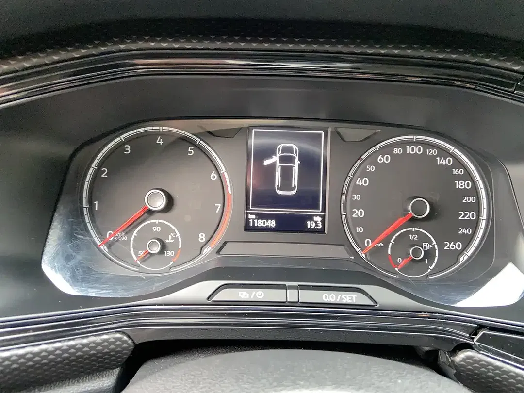 Volkswagen T-Cross - Thumbnail 9